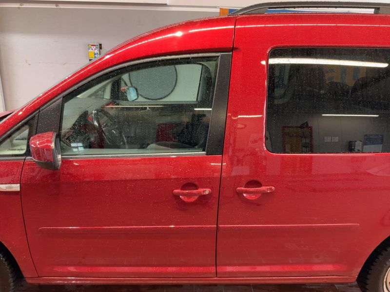 Volkswagen Caddy 2.0 TDI Comfortline BlueMotion Tech 2017 – снимка 4
