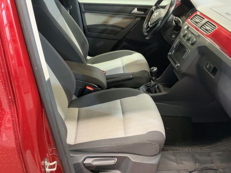 Volkswagen Caddy 2.0 TDI Comfortline BlueMotion Tech 2017 – снимка 17