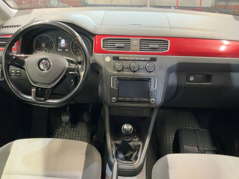 Volkswagen Caddy 2.0 TDI Comfortline BlueMotion Tech 2017 – снимка 18