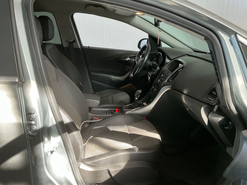 Opel Astra 1.7 CDTI Cosmo 2010 – снимка 3