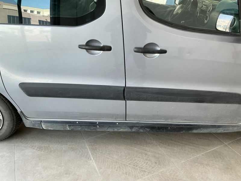 Citroen Berlingo 1.6 Blue-HDi XTR 2016 – снимка на щета 14