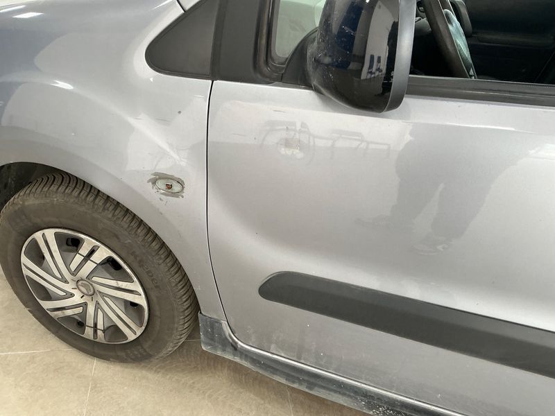 Citroen Berlingo 1.6 Blue-HDi XTR 2016 – снимка на щета 11