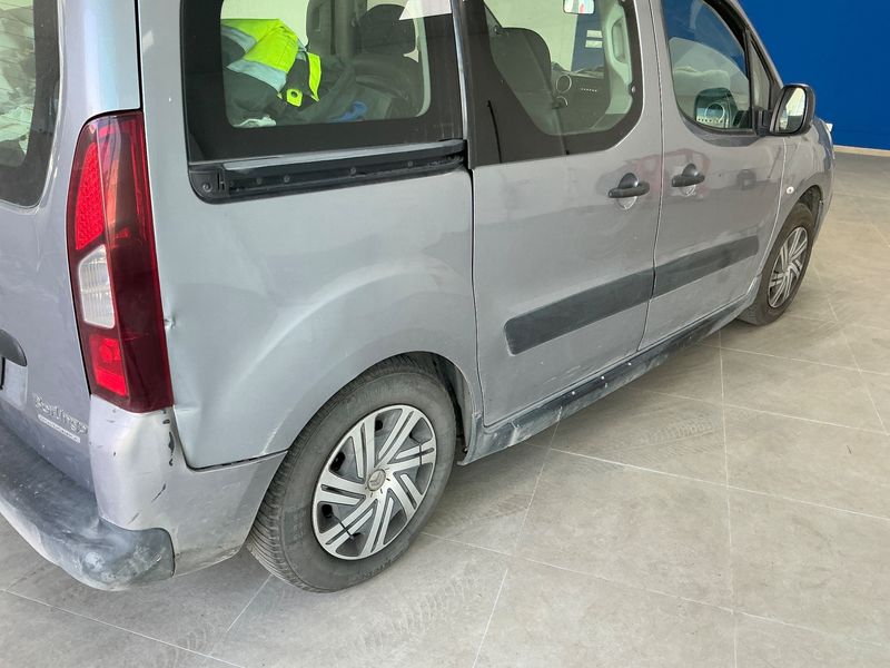 Citroen Berlingo 1.6 Blue-HDi XTR 2016 – снимка на щета 8