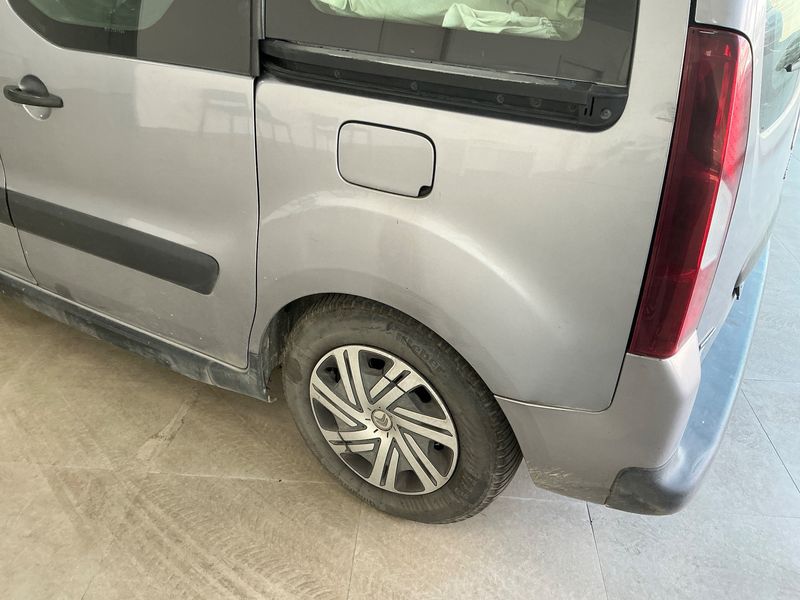Citroen Berlingo 1.6 Blue-HDi XTR 2016 – снимка на щета 12