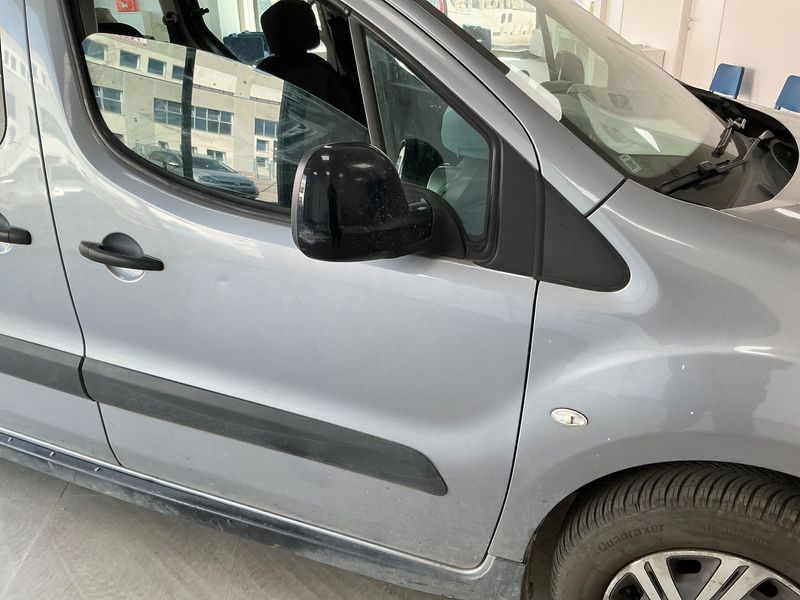 Citroen Berlingo 1.6 Blue-HDi XTR 2016 – снимка на щета 9