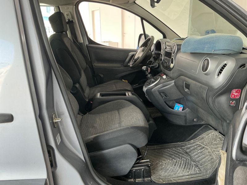 Citroen Berlingo 1.6 Blue-HDi XTR 2016 – снимка 3