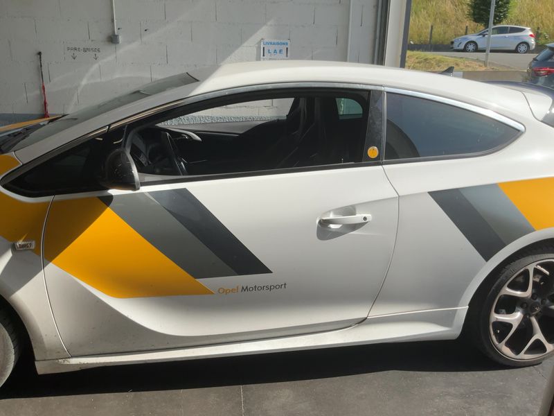 Opel Astra GTC 2.0 Turbo OPC 2014 – снимка 4
