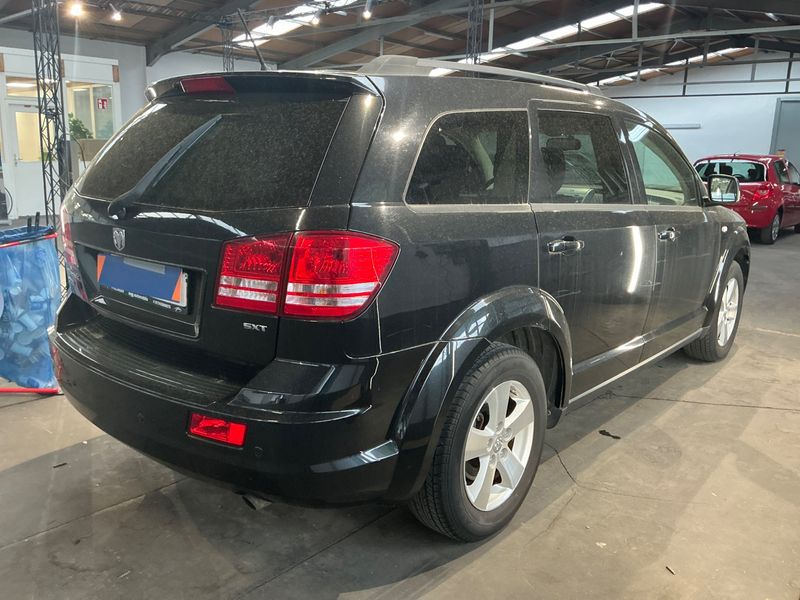 Dodge Journey 2.0 CRD SXT 2008 – снимка 2