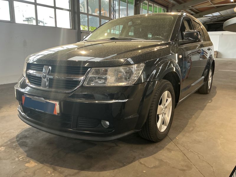Dodge Journey 2.0 CRD SXT 2008 – снимка 1