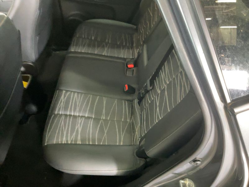 Kia Venga 1.6 Spirit 2010 – снимка 19