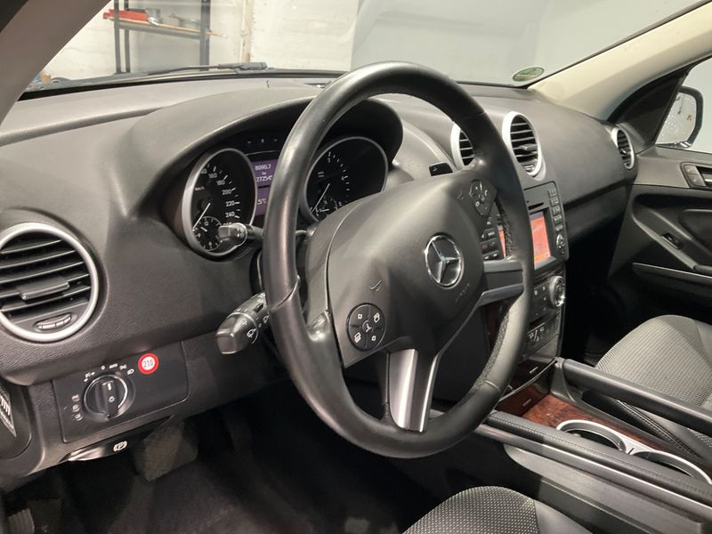 Mercedes-Benz M-Klasse ML 350 CDI 4Matic 2010 – снимка 25