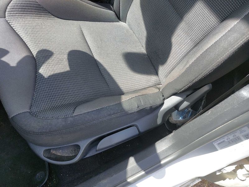 Peugeot 308 1.6 HDi Active 2012 – снимка 66