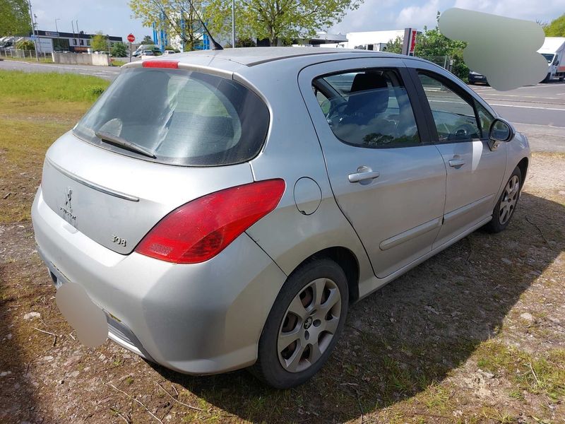 Peugeot 308 1.6 HDi Active 2012 – снимка 5