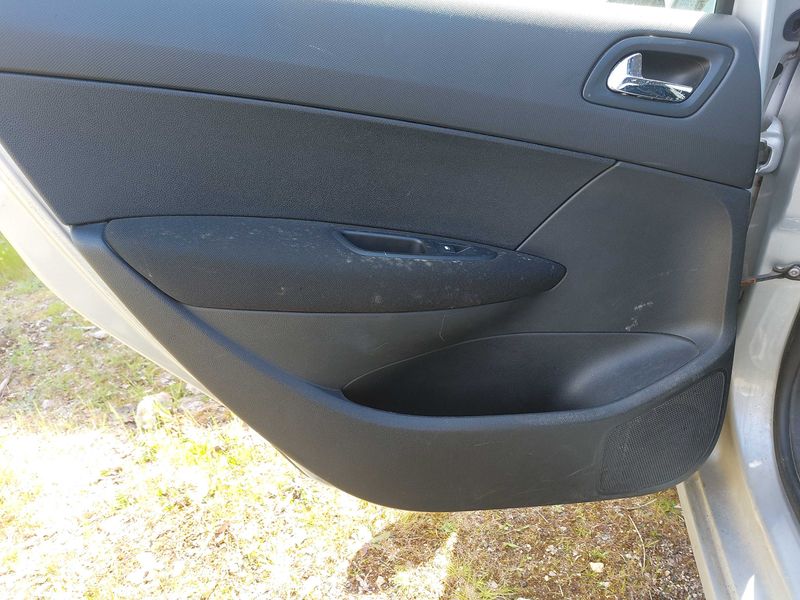 Peugeot 308 1.6 HDi Active 2012 – снимка 68