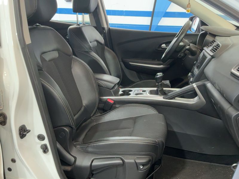 Renault Kadjar 1.2 TCe Energy Zen 2018 – снимка 16