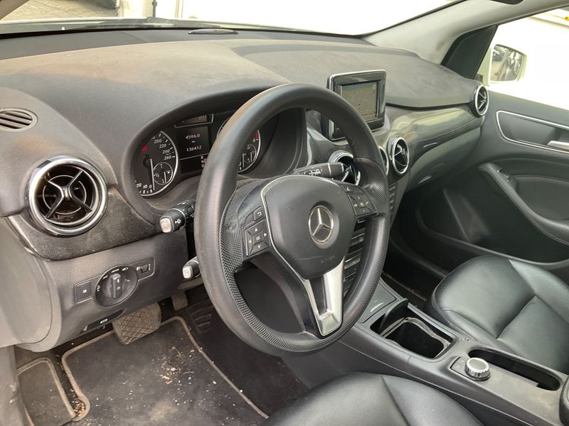 Mercedes-Benz B-Klasse B 180 CDI Executive 2014 – снимка 24