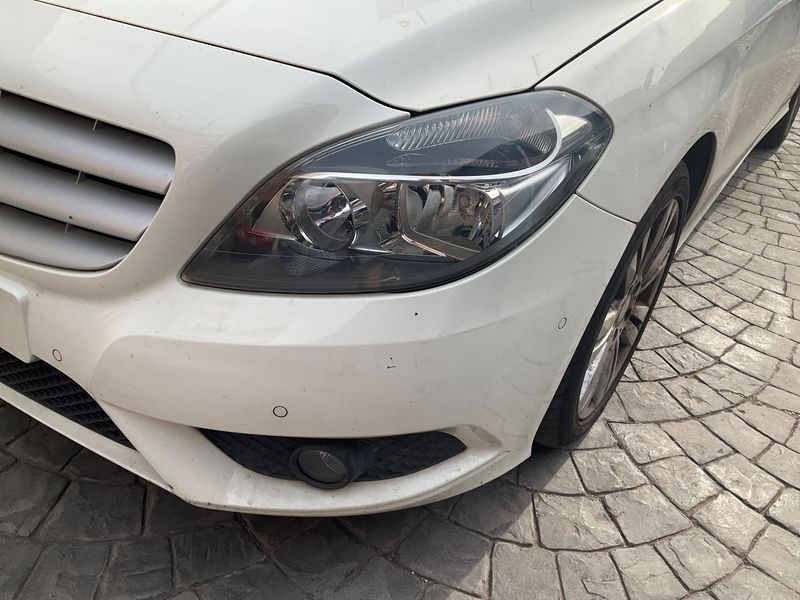 Mercedes-Benz B-Klasse B 180 CDI Executive 2014 – снимка 31