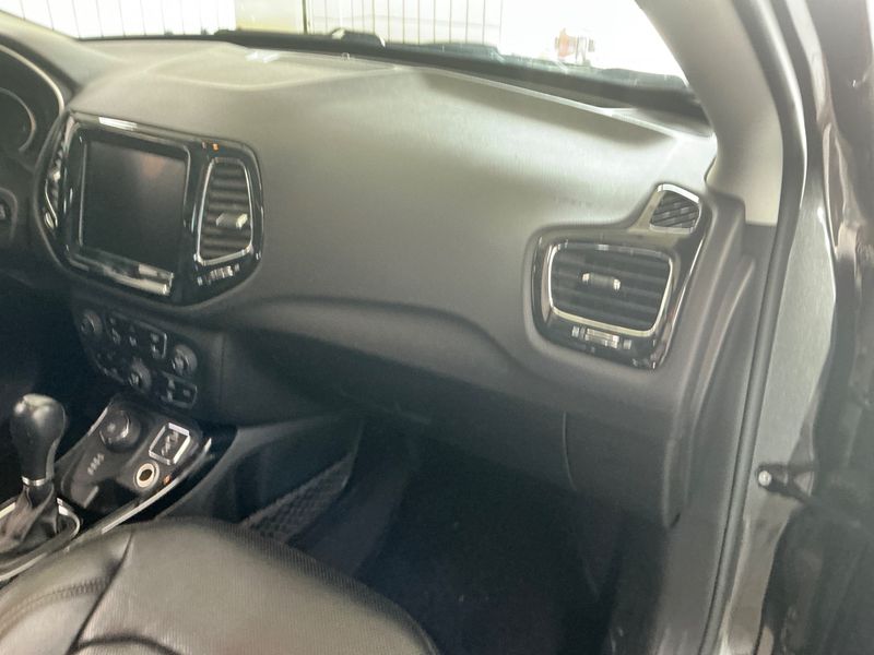 Jeep Compass 1.4 M-Air Limited 4WD 2018 – снимка 31