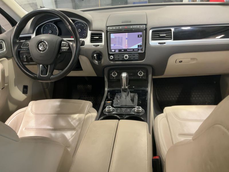 Volkswagen Touareg 3.0 V6 TDI Terrain Tech BlueMotion Tech 2017 – снимка 18