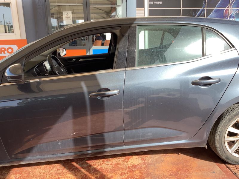 Renault Megane 1.5 dCi Energy Intens 2016 – снимка 4