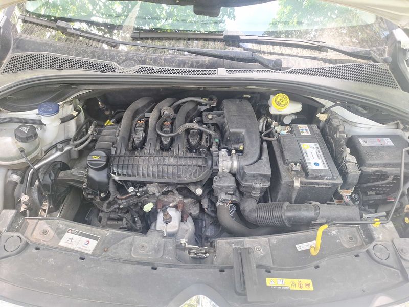 Citroen C3 1.2 PureTech Shine 2019 – снимка 8