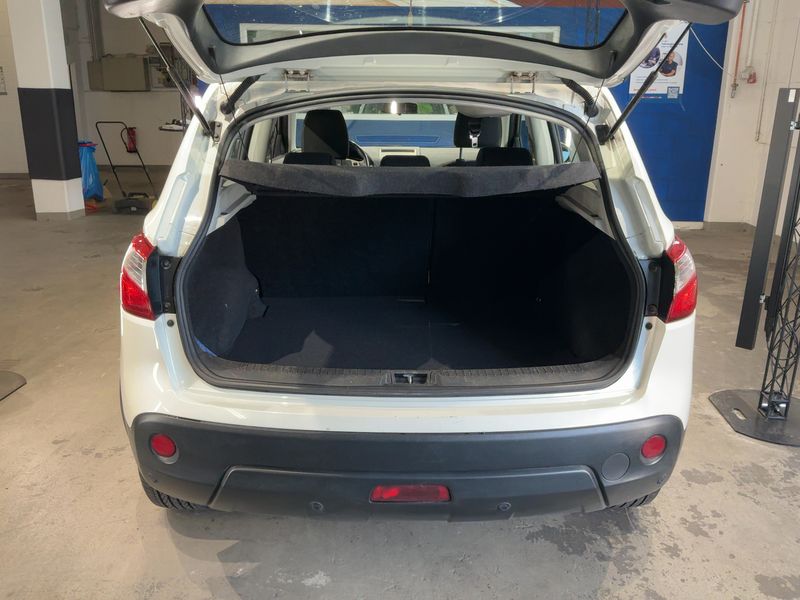 Nissan Qashqai 1.5 Turbodiesel Optima 2013 – снимка 16