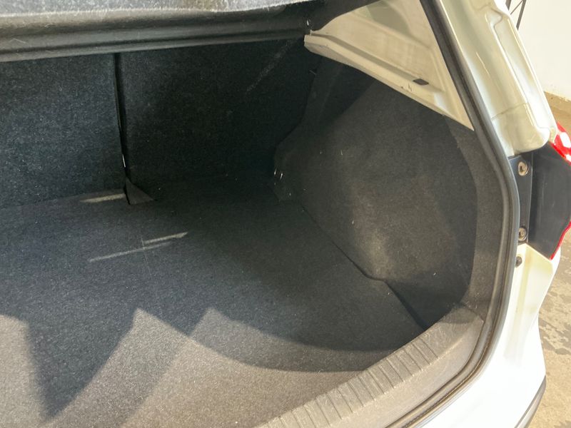 Nissan Qashqai 1.5 Turbodiesel Optima 2013 – снимка 31