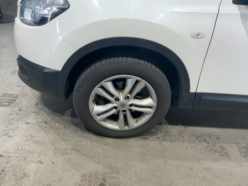 Nissan Qashqai 1.5 Turbodiesel Optima 2013 – снимка 3