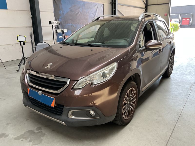 Peugeot 2008 1.2 VTi Active 2014 – снимка 1