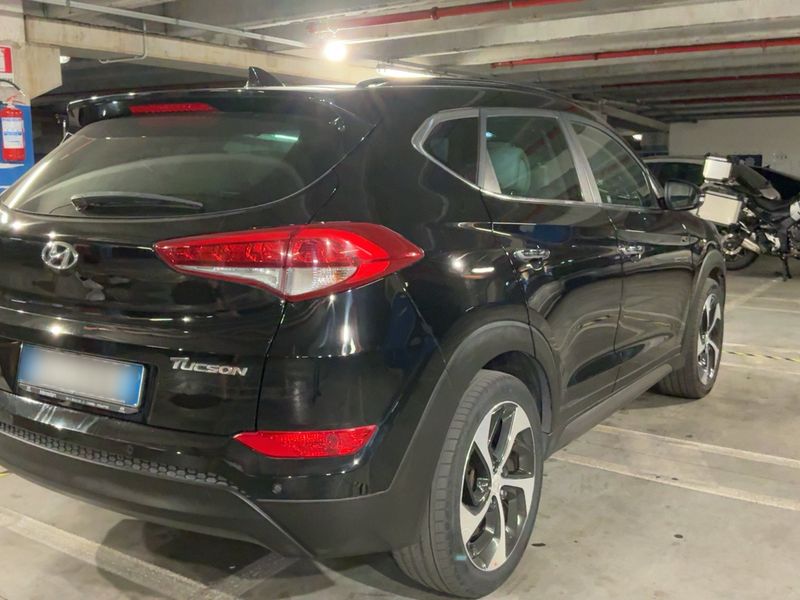 Hyundai Tucson 1.7 CRDi Xpossible ISG 2WD 2016 – снимка 8