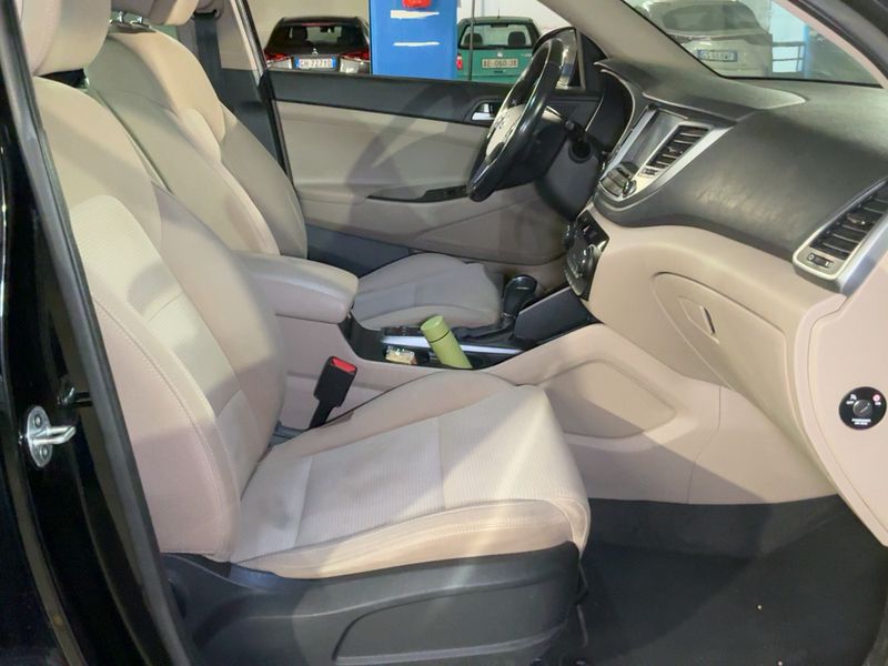 Hyundai Tucson 1.7 CRDi Xpossible ISG 2WD 2016 – снимка 16