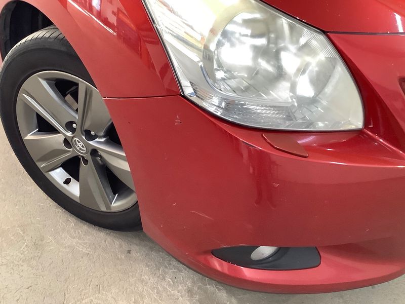 Toyota Verso 1.8 Advance 2011 – снимка 33