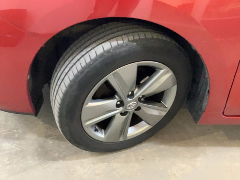 Toyota Verso 1.8 Advance 2011 – снимка 3