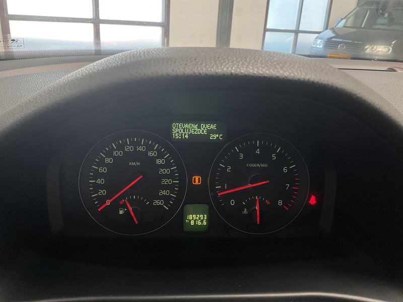 Volvo C30 1.6 Kinetic 2008 – снимка 4