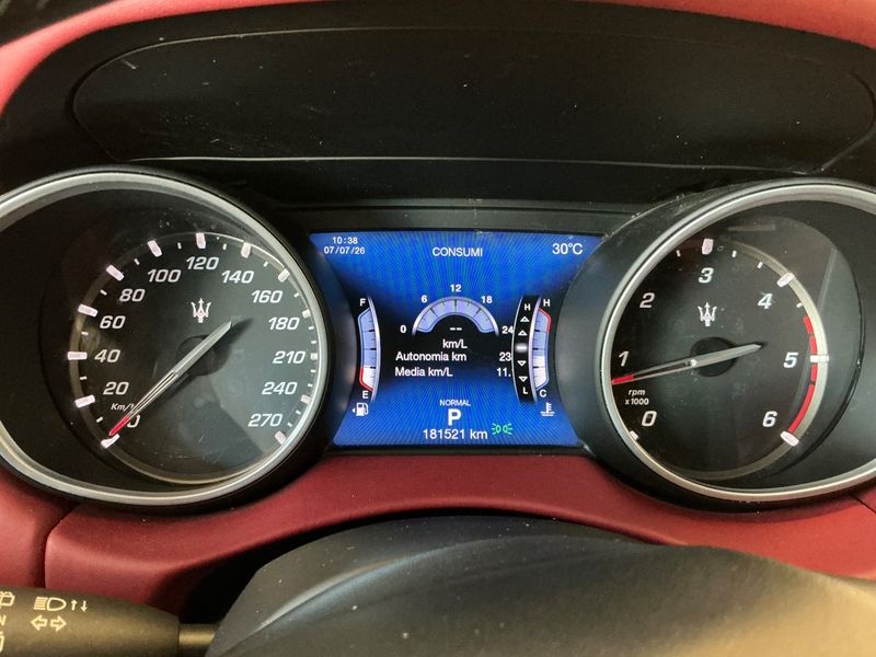 Maserati Levante 3.0 V6 Diesel GranSport 2018 – снимка 18
