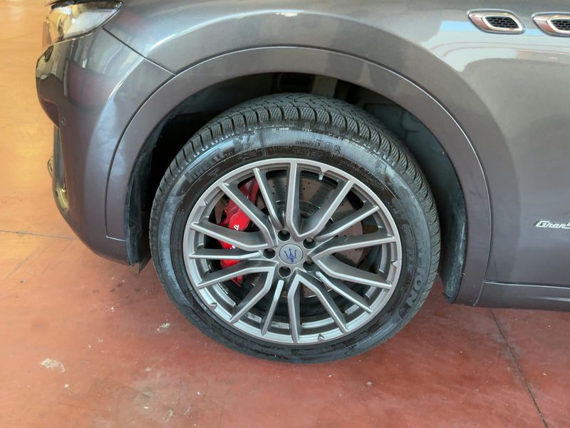 Maserati Levante 3.0 V6 Diesel GranSport 2018 – снимка 3