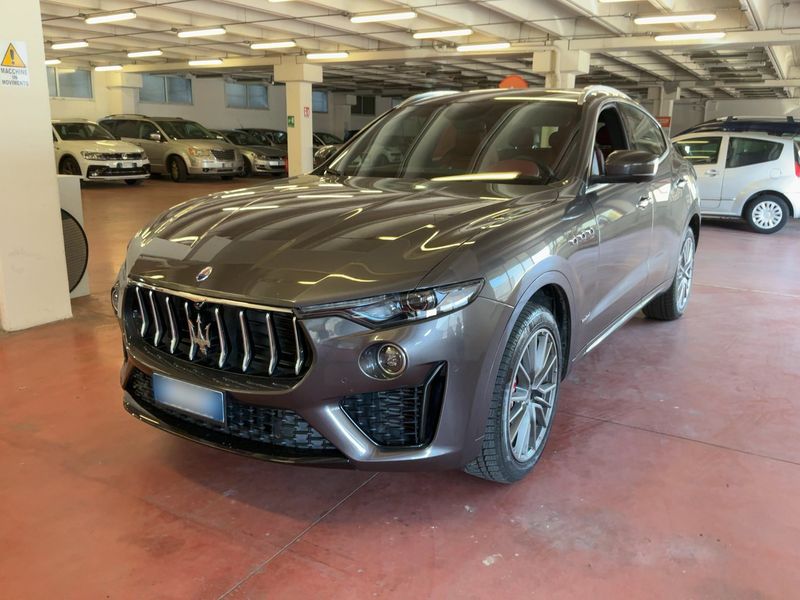 Maserati Levante 3.0 V6 Diesel GranSport 2018 – снимка 1