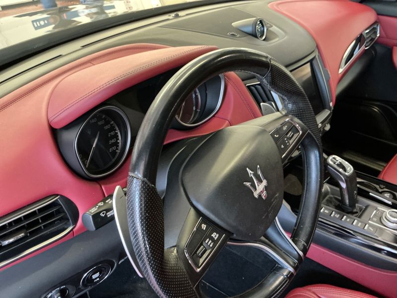 Maserati Levante 3.0 V6 Diesel GranSport 2018 – снимка 22