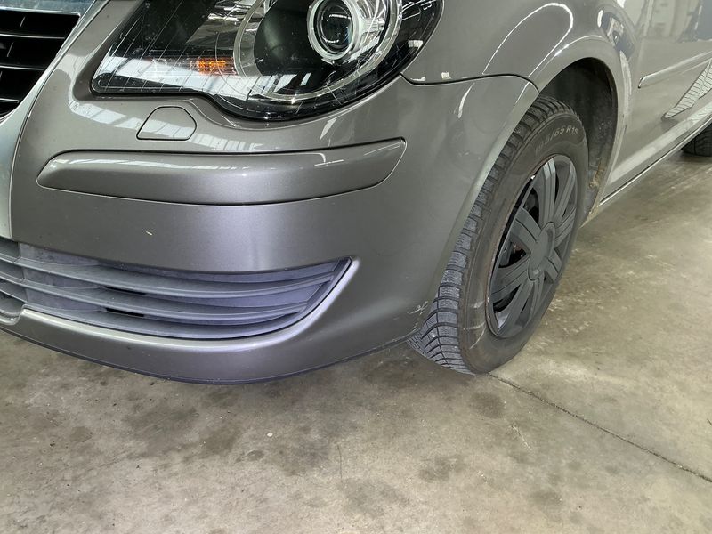 Volkswagen Touran 1.6 Freestyle 2010 – снимка 43