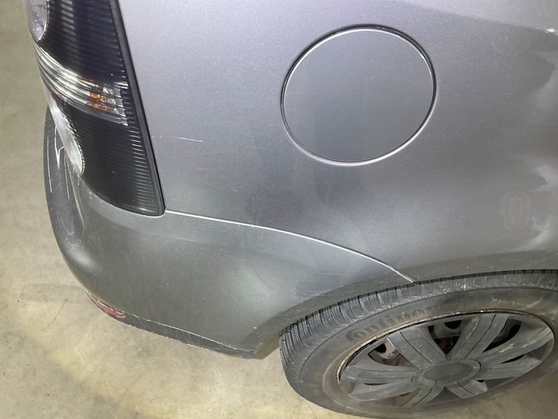 Volkswagen Touran 1.6 Freestyle 2010 – снимка 27