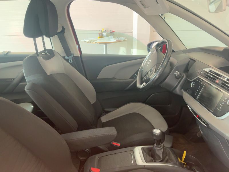 Citroen C4 Grand Picasso 1.6 e-HDi Intensive 2014 – снимка 17