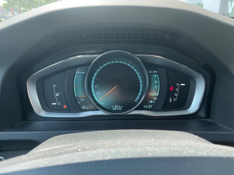 Volvo V60 2.0 D4 Kinetic 2013 – снимка 18