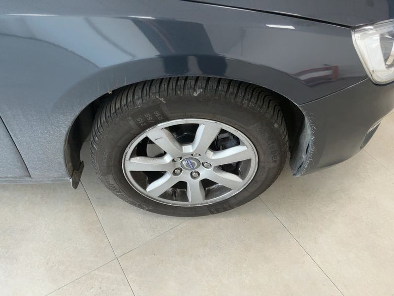 Volvo V60 2.0 D4 Kinetic 2013 – снимка 11
