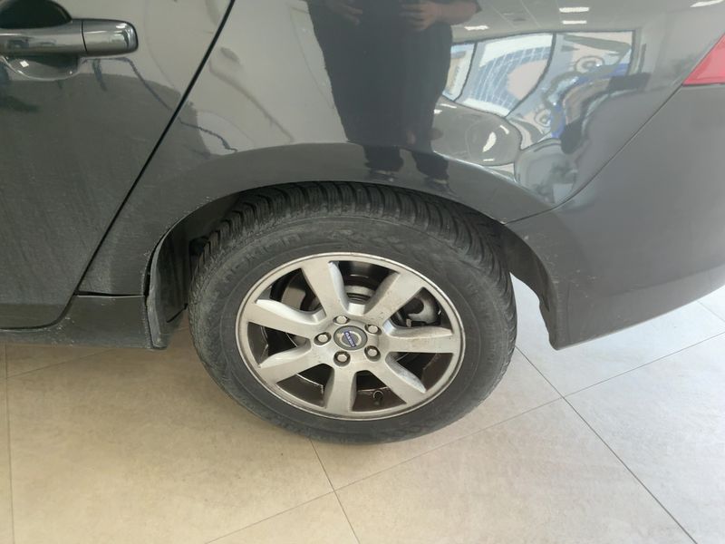 Volvo V60 2.0 D4 Kinetic 2013 – снимка 5