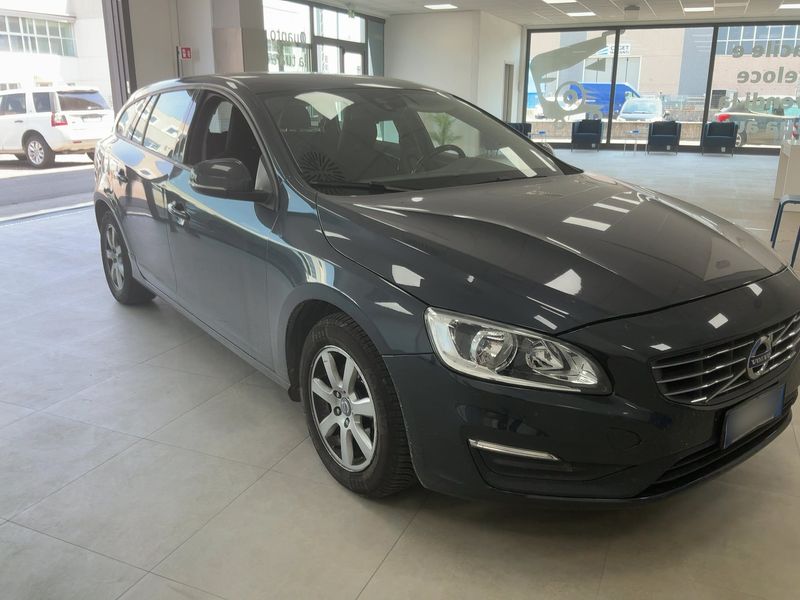 Volvo V60 2.0 D4 Kinetic 2013 – снимка 12