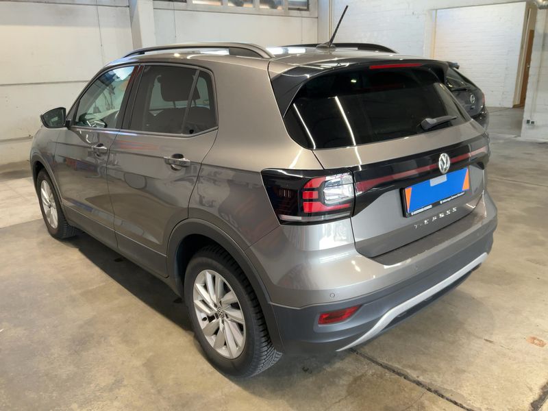 Volkswagen T-Cross 1.0 TSI Life 2019 – снимка 6