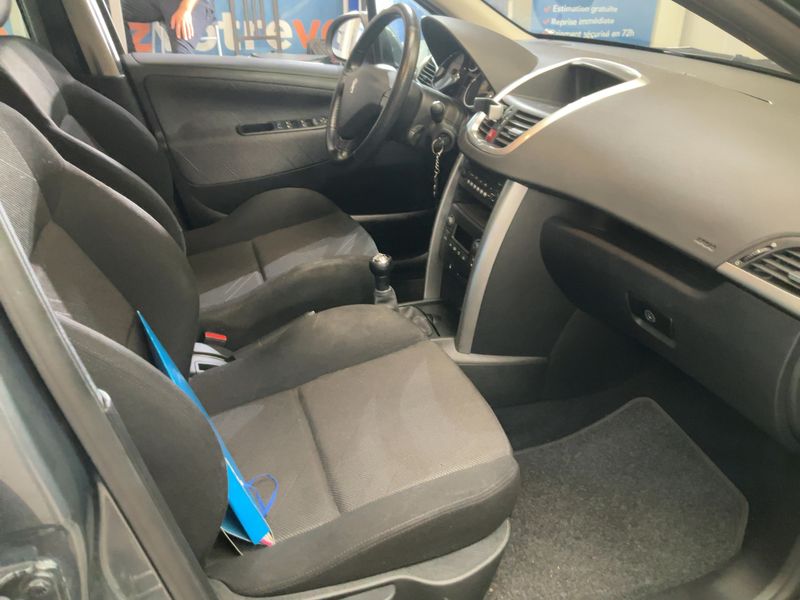 Peugeot 207 1.6 Premium 2008 – снимка 16