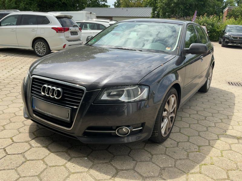Audi A3 Sportback 2.0 TDI Ambition 2011 – снимка 1