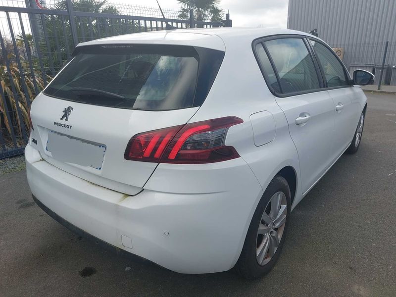 Peugeot 308 1.2 PureTech Active Business 2018 – снимка 5