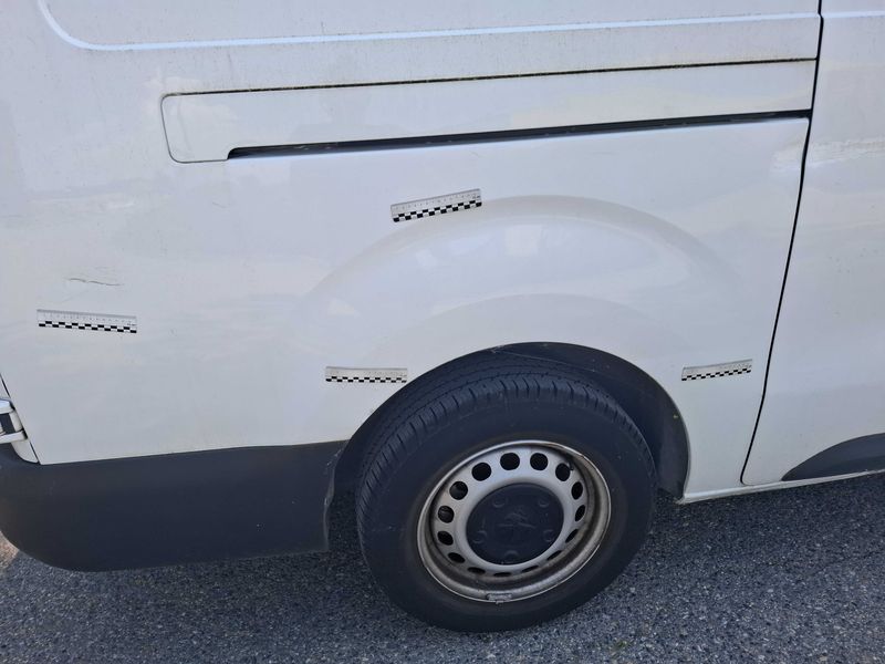 Peugeot Expert 2.0 Blue-HDi Asphalt L3 2022 – снимка 22